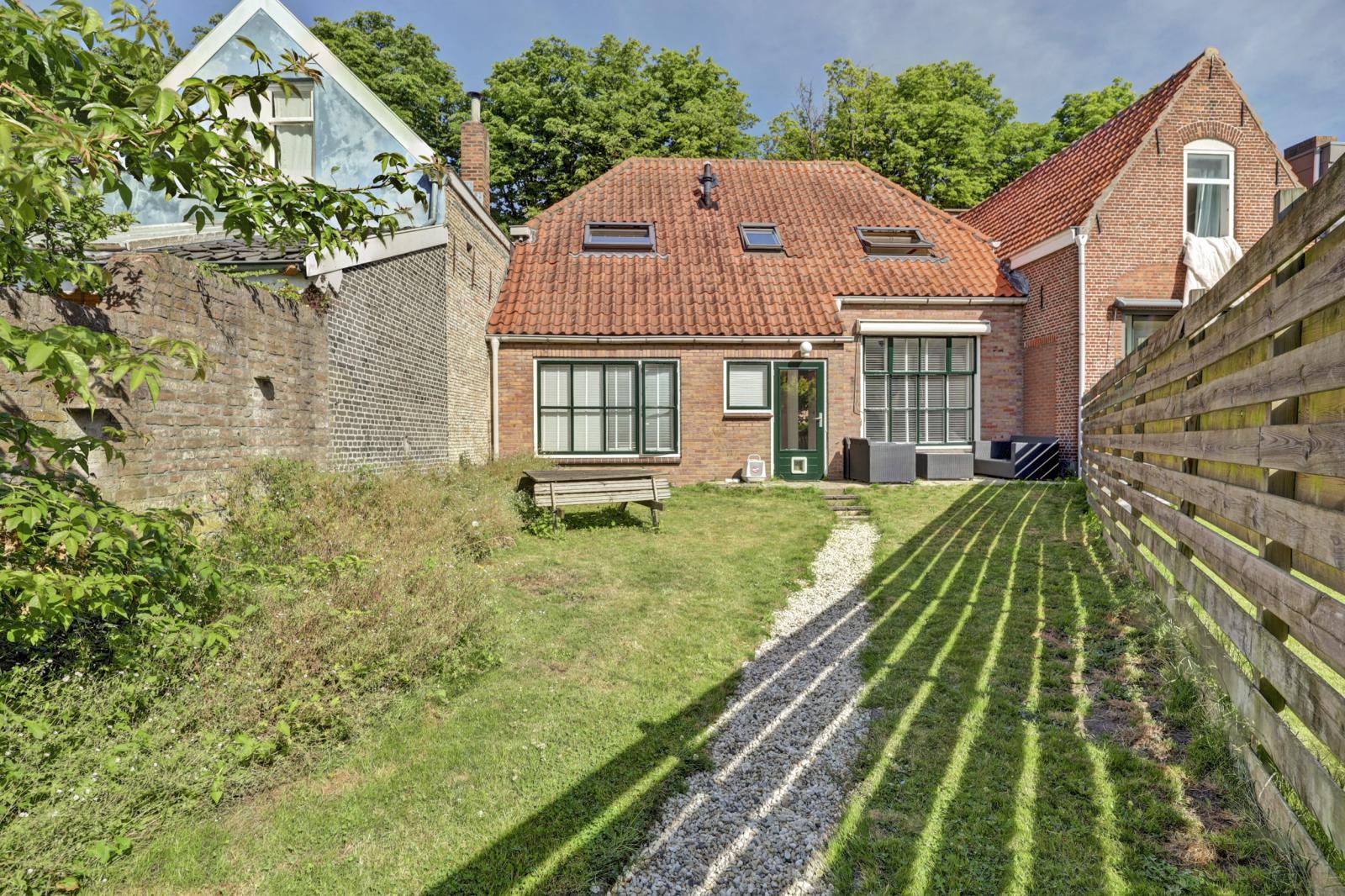 Oostsingel 122A