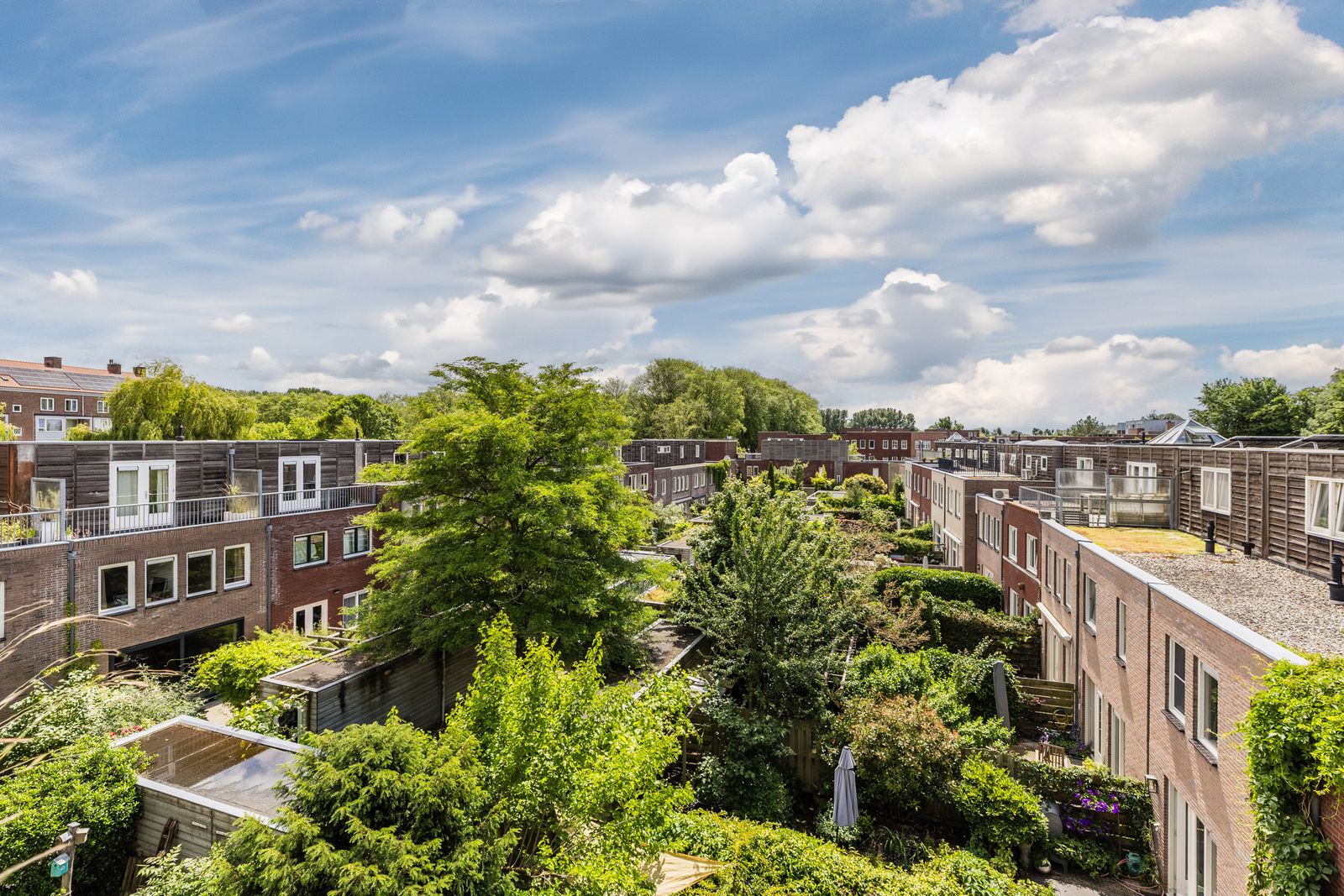 Dom H. van der Laanstraat 8