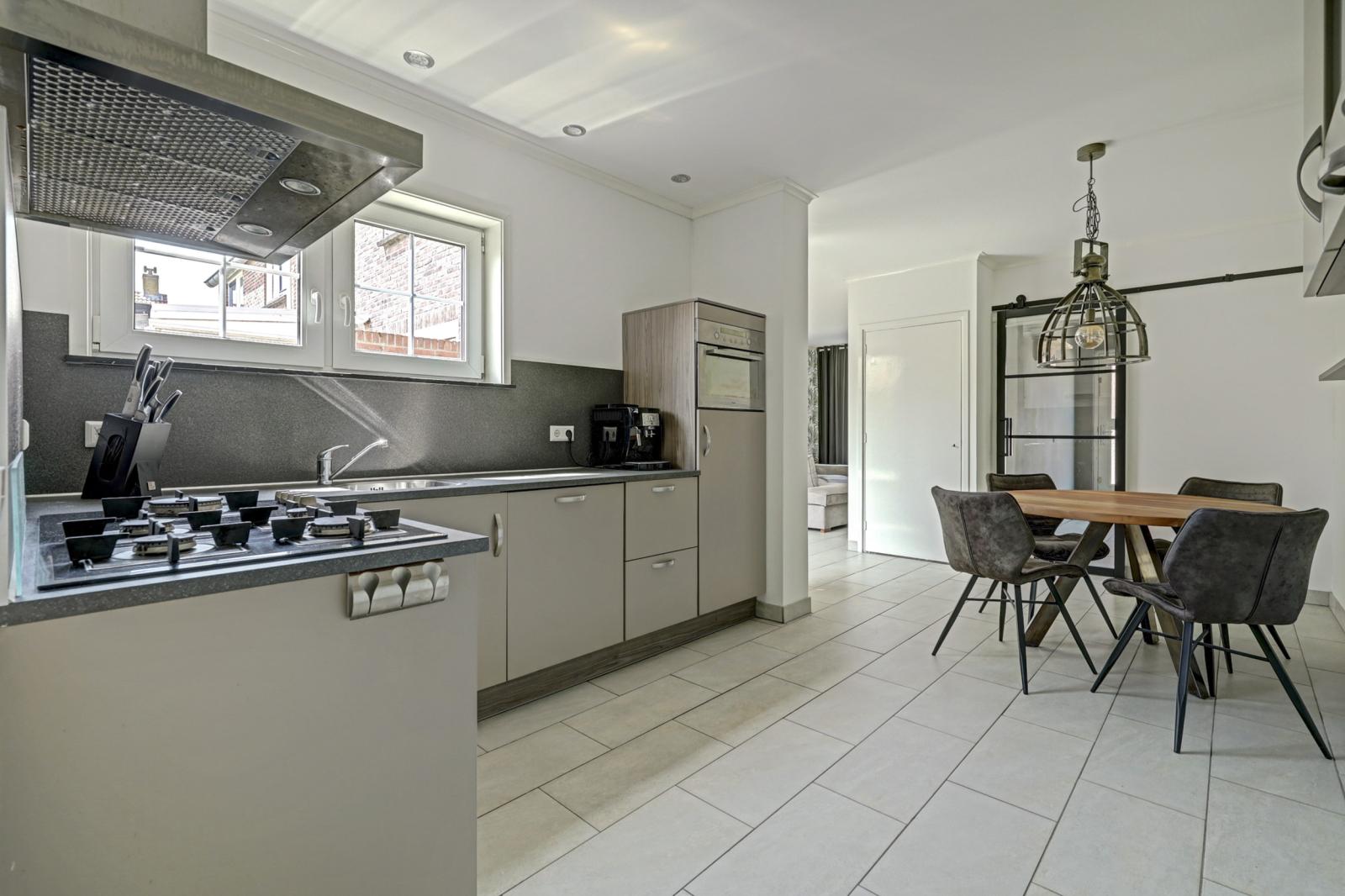 Deltastraat 11