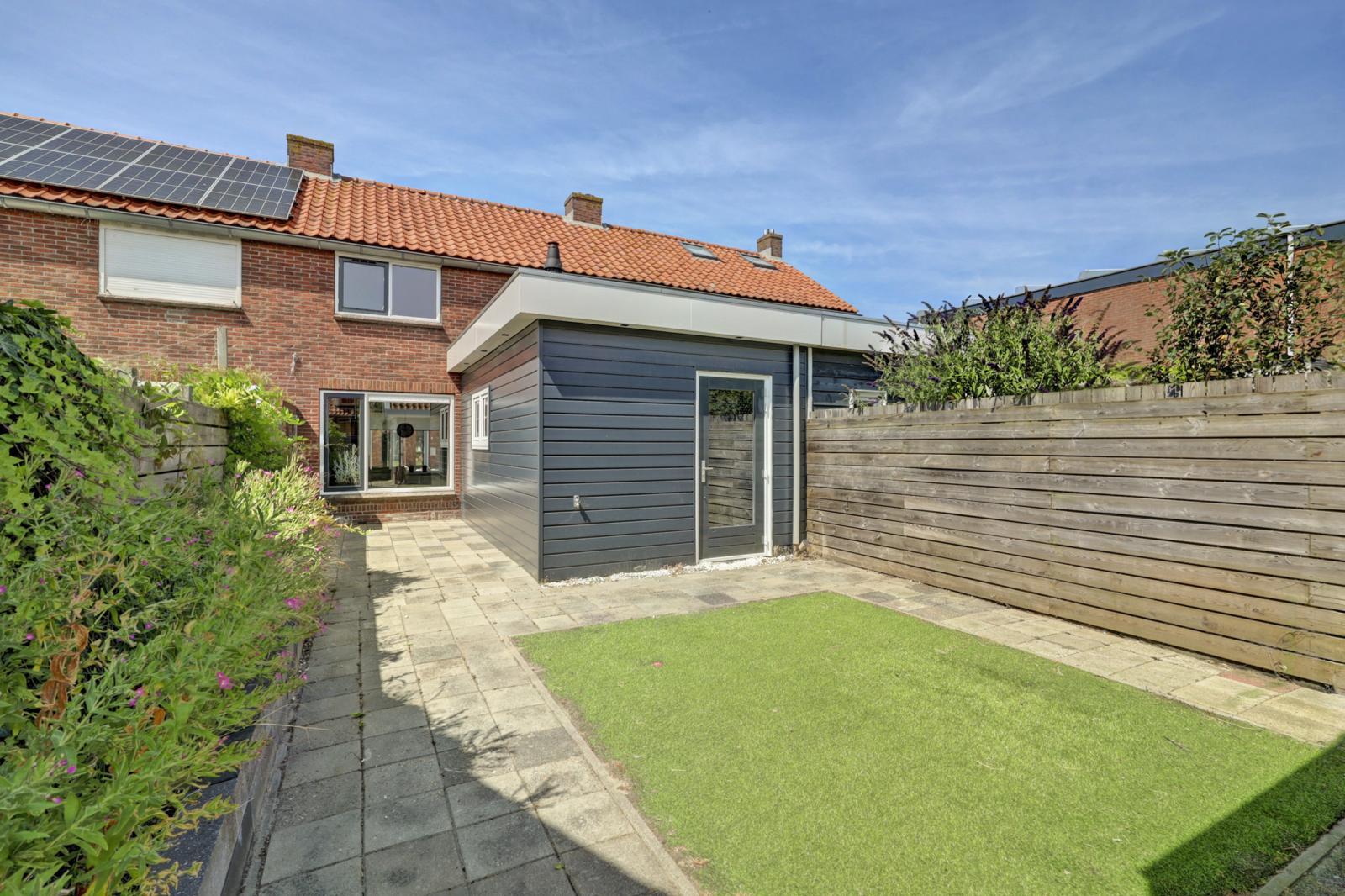 Deltastraat 11
