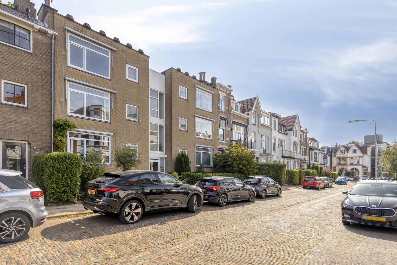 De Wetstraat 18-2