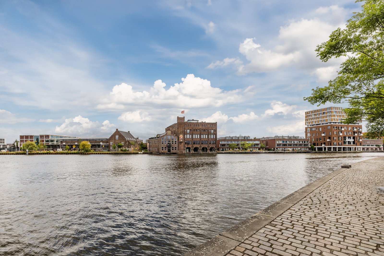 Max Euweplein 19