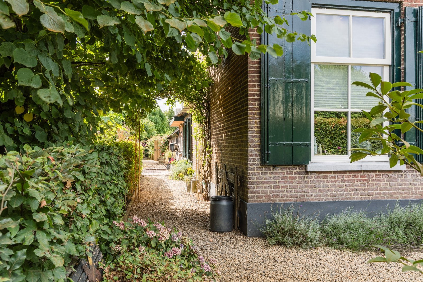 Boveneindsestraat 14