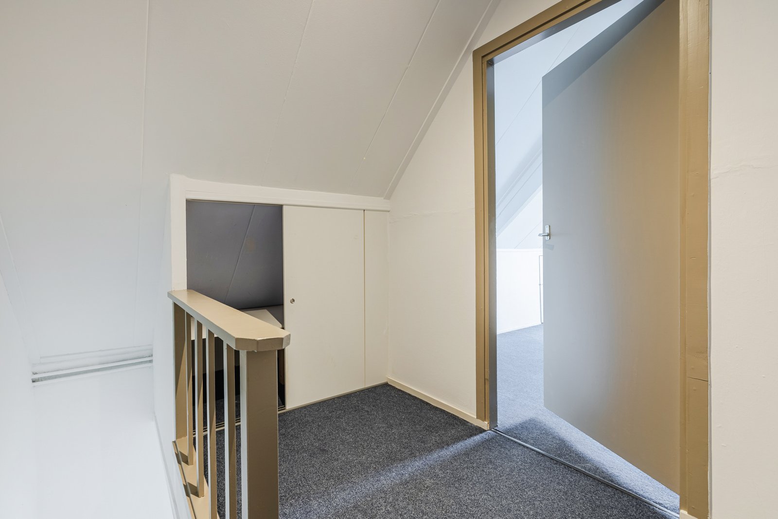Boveneindsestraat 14