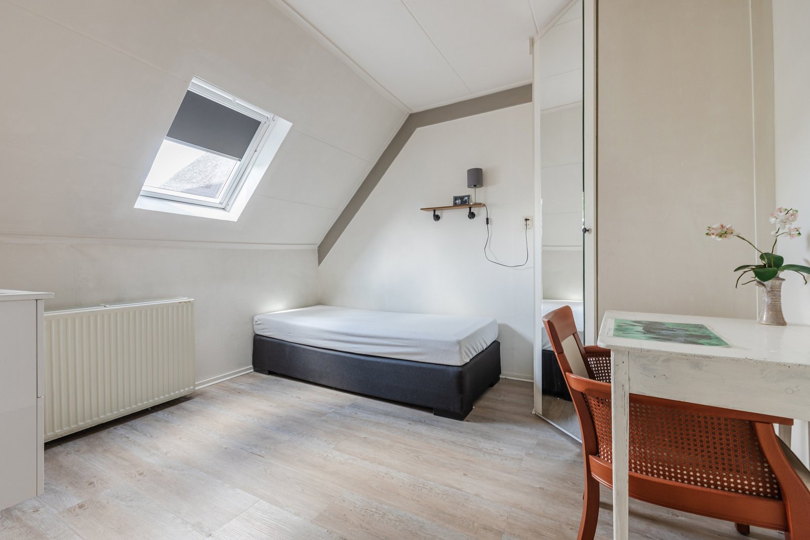 Boveneindsestraat 14