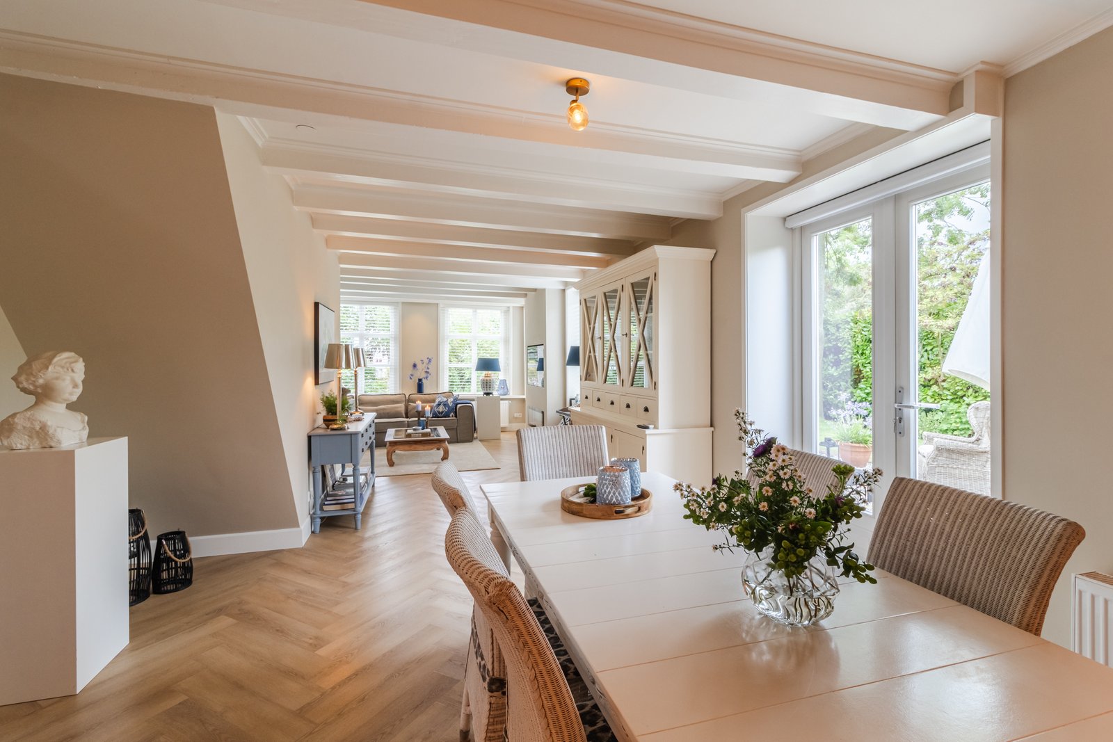 Raadhuisstraat 46