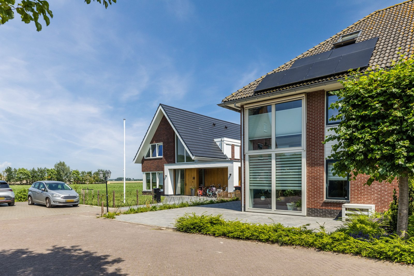 De Eendracht 11