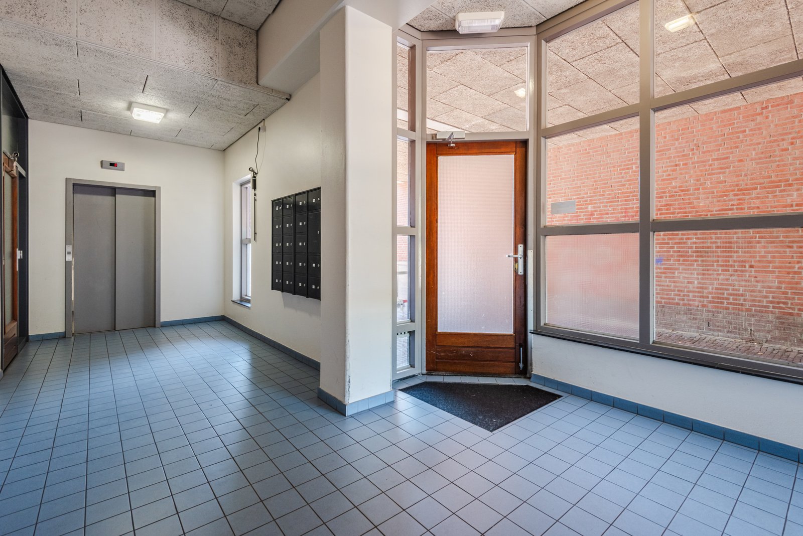Meerstraat 12