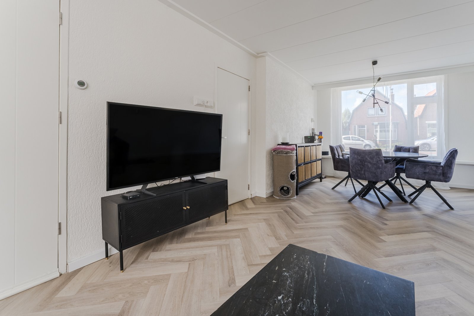 Dorpsstraat 929