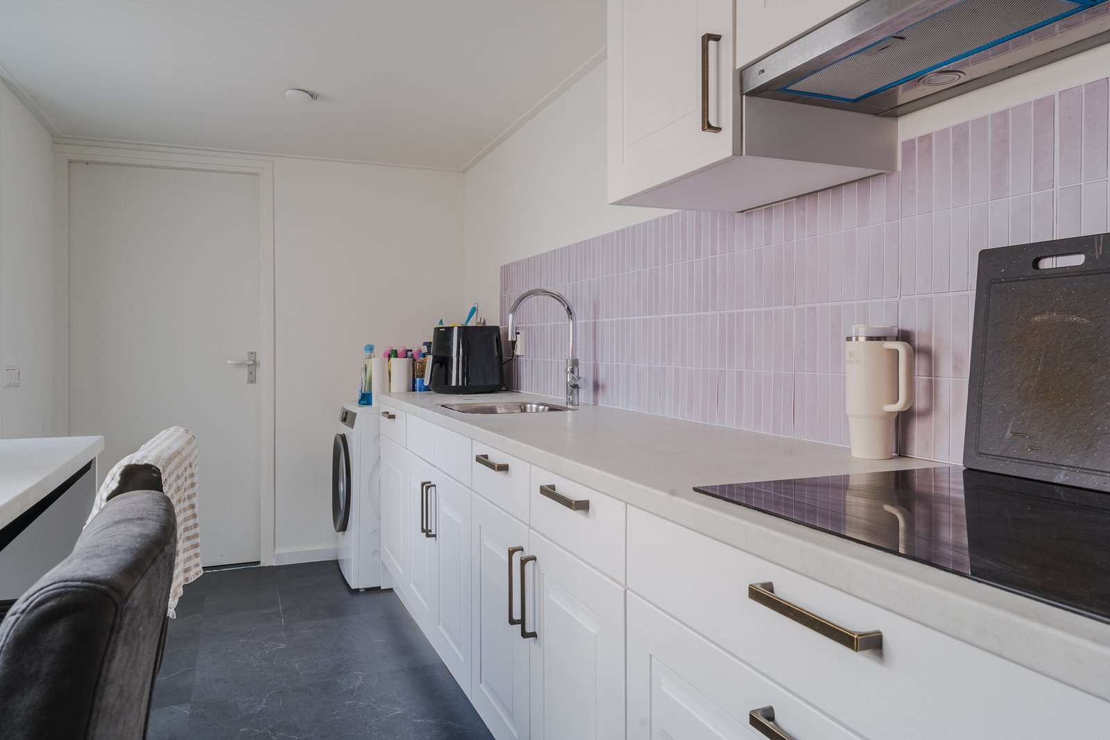 Dorpsstraat 929