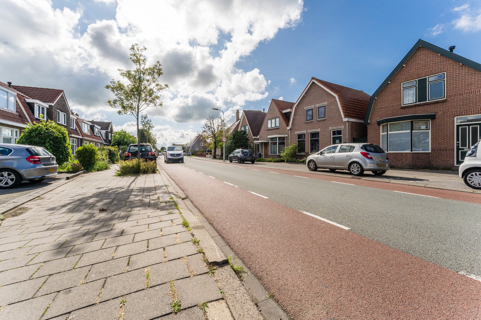 Dorpsstraat 929
