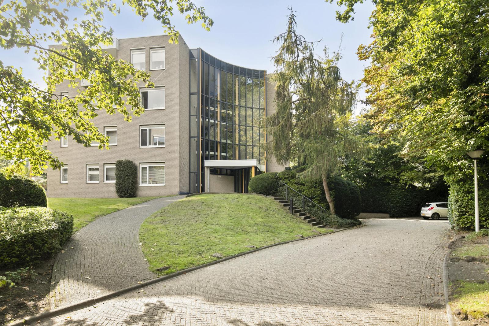 Oranjehof 17