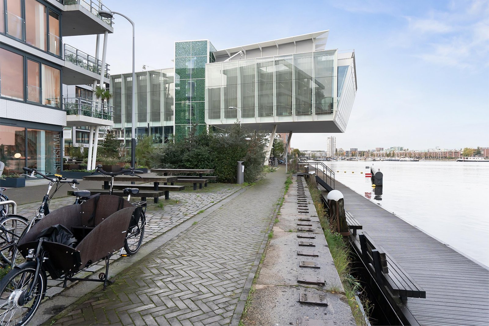 Zeeburgerkade 1208