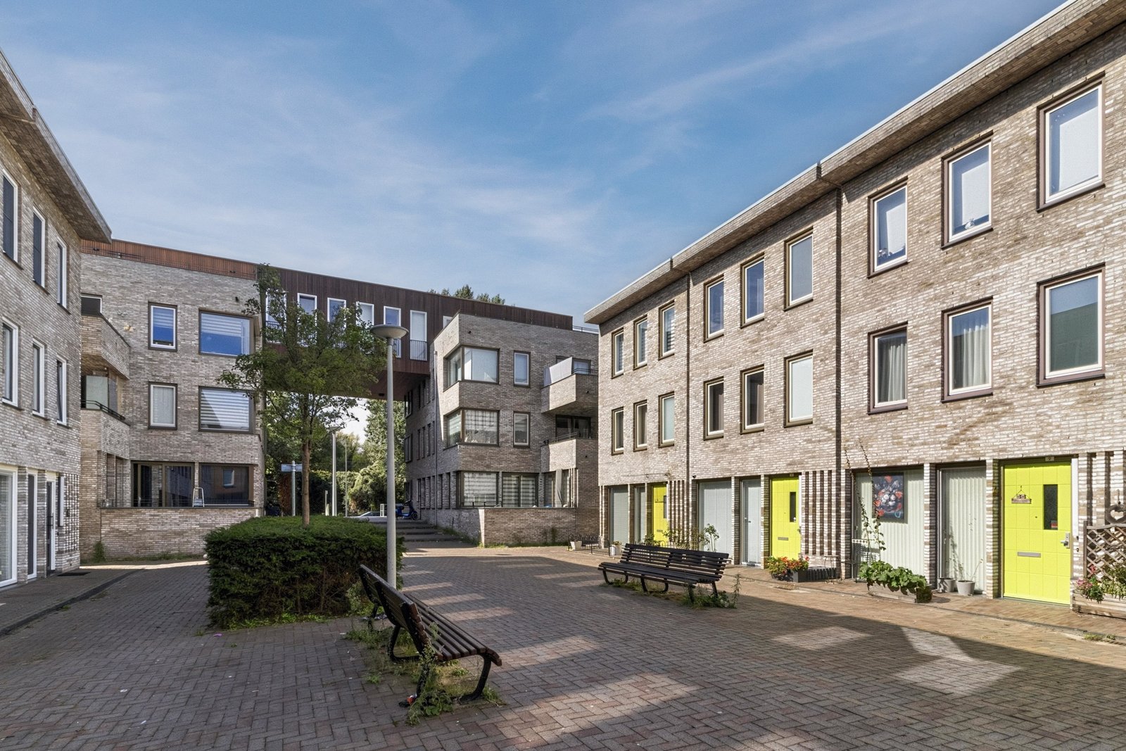Van der Hoogenhof 9