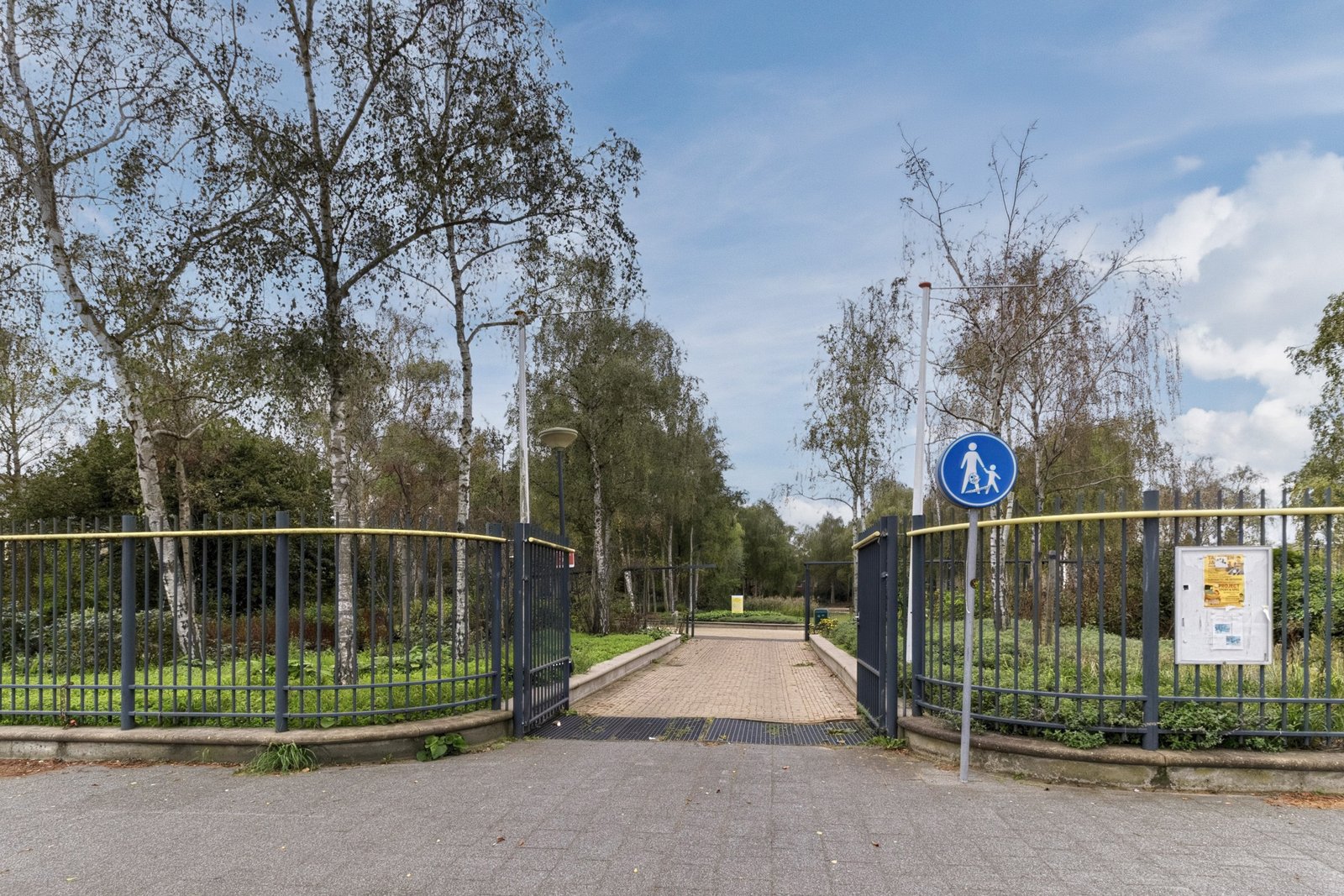 Van der Hoogenhof 9