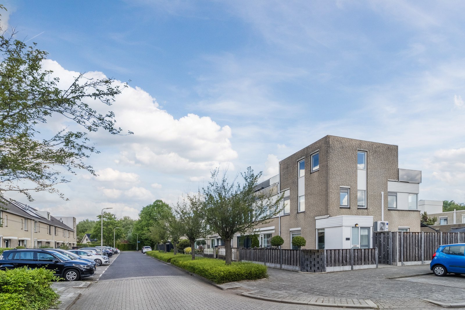 Van der Waalsstraat 1