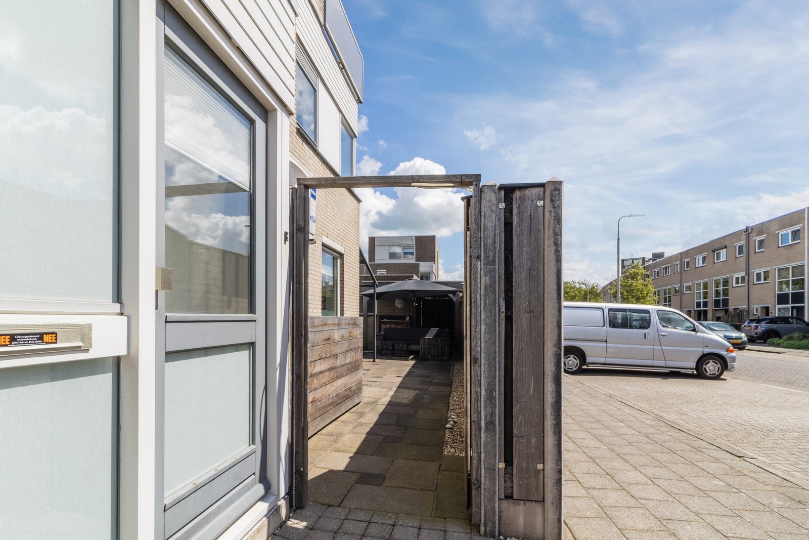 Van der Waalsstraat 1