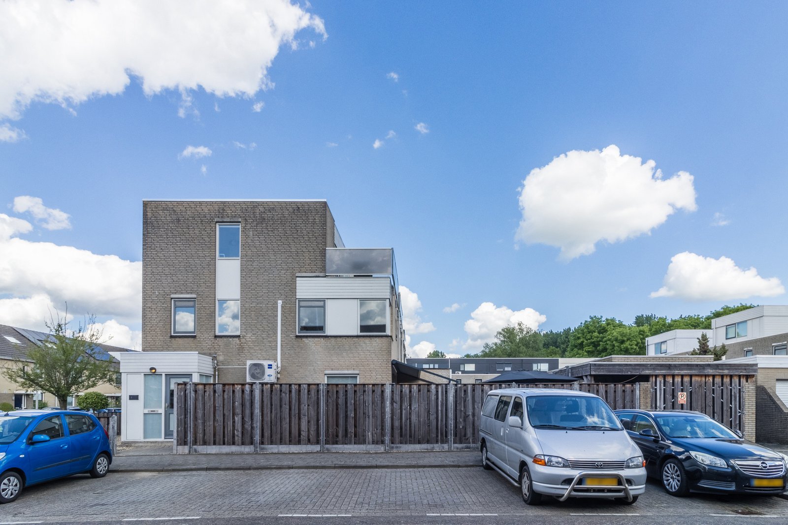 Van der Waalsstraat 1