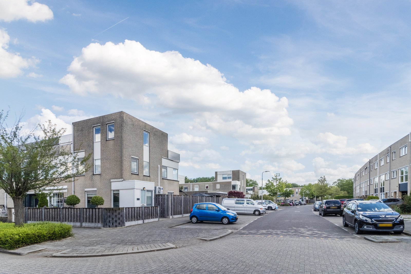 Van der Waalsstraat 1