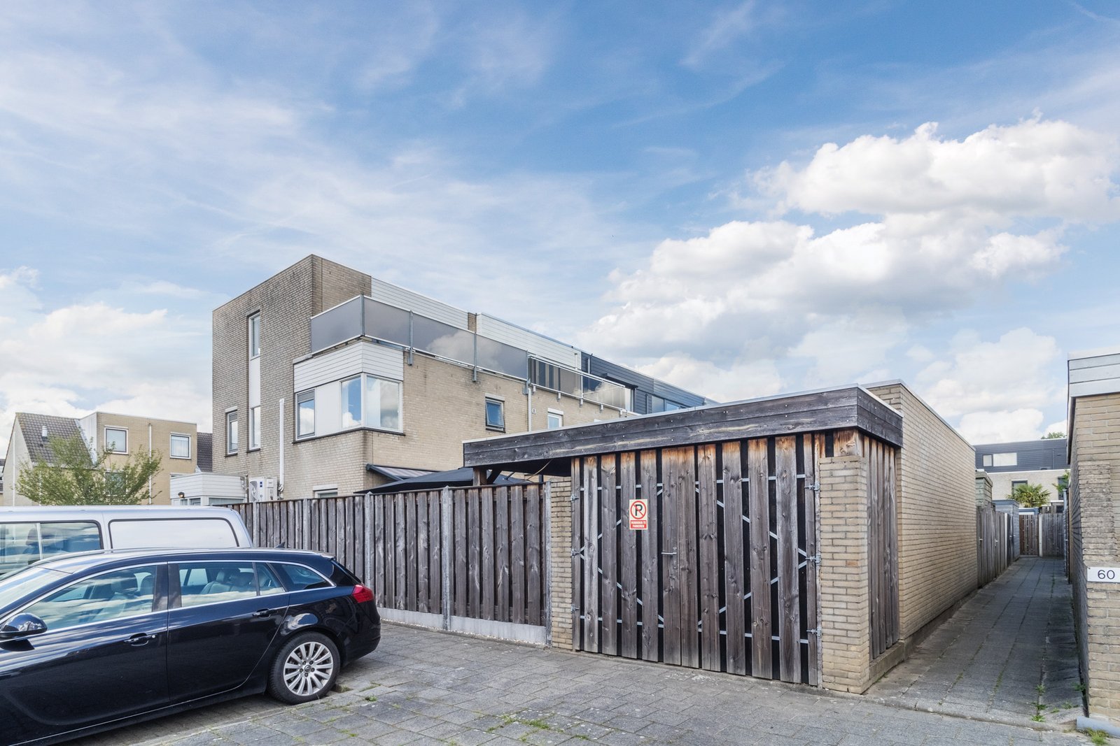 Van der Waalsstraat 1